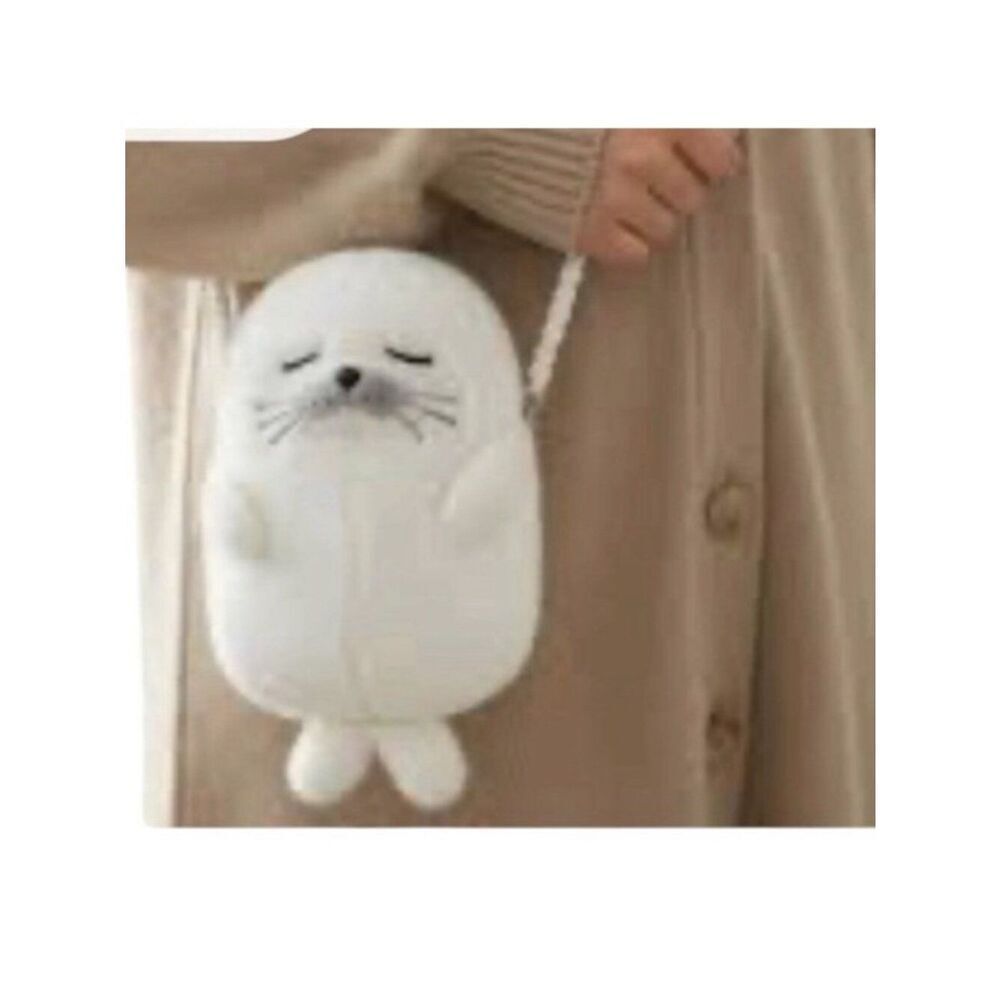 Plush White Seal Crossbody or Shoulder Bag Girls Small Faux Fur Cute Purse New